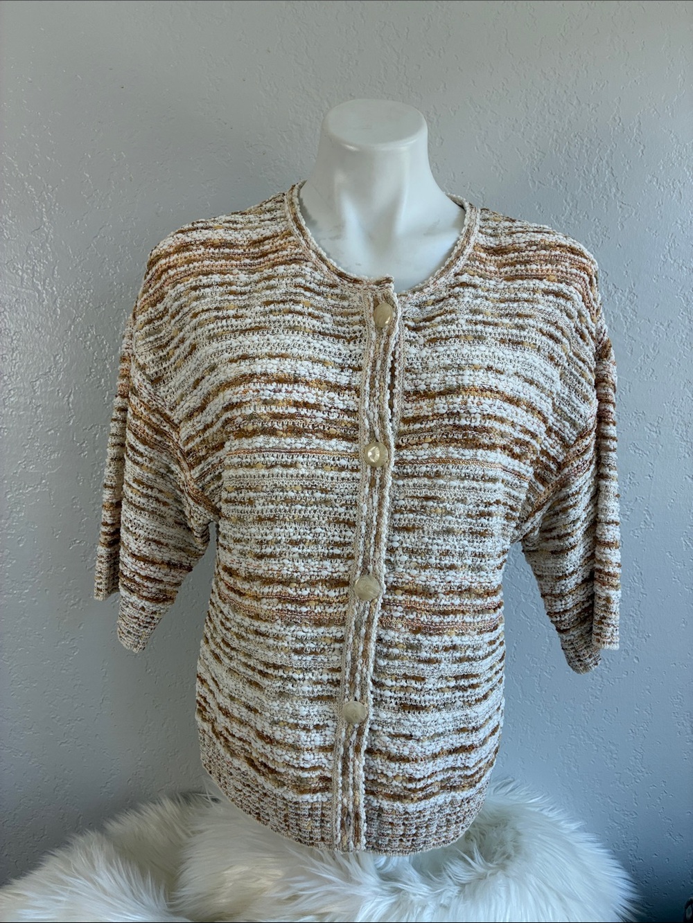St. John Cream and Brown Striped Short-Sleeve Cardigan s